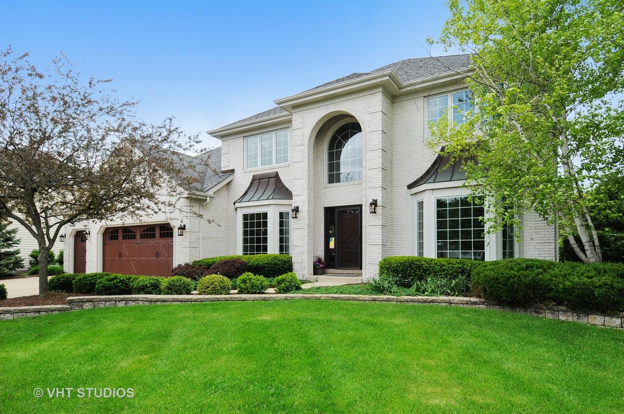 2607 Saddlebrook Dr., Naperville, IL 60564