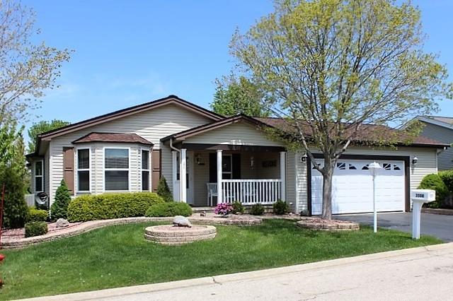 3508 Blue Heron Cir., Grayslake, IL 60030