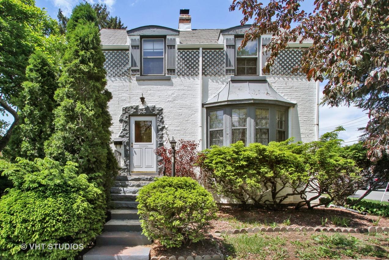 6700 W Harts Rd., Niles, IL 60714