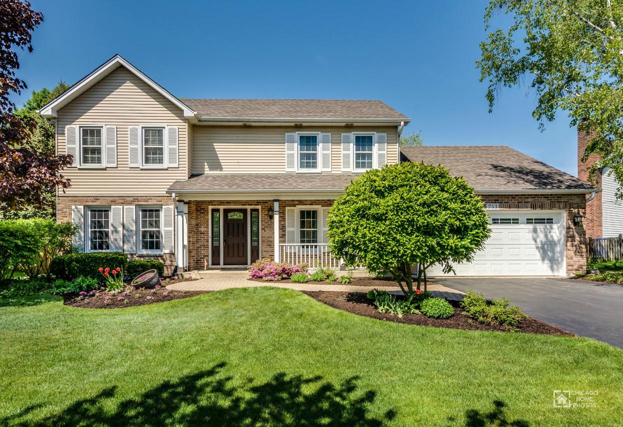 753 S River Rd., Naperville, IL 60540