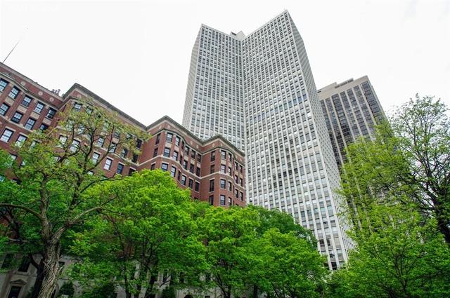 2626 N Lakeview Ave. #2810, Chicago, IL 60614