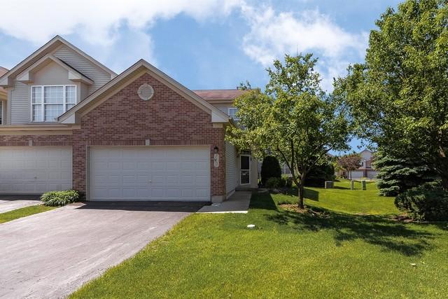 717 Crossing Way, St. Charles, IL 60175