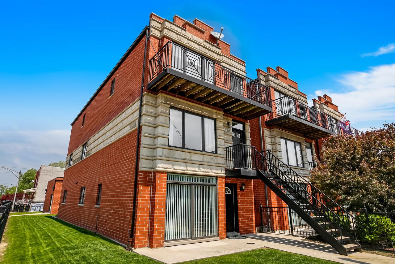 2458 W Fillmore St. #1, Chicago, IL 60612