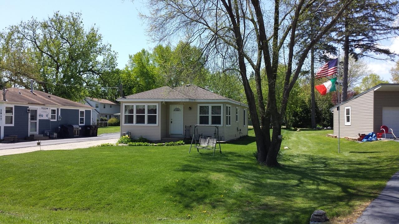 2919 Shorewood Dr., Mchenry, IL 60050