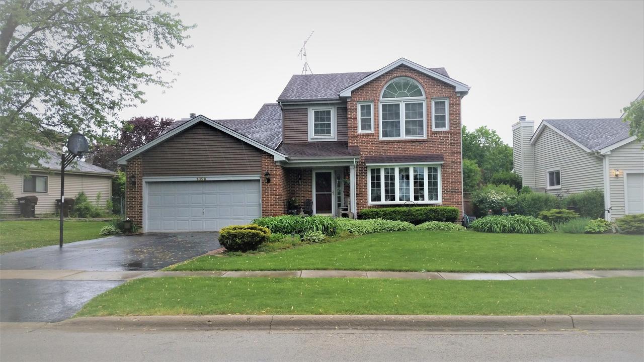1326 Fountain Green Dr., Crystal Lake, IL 60014