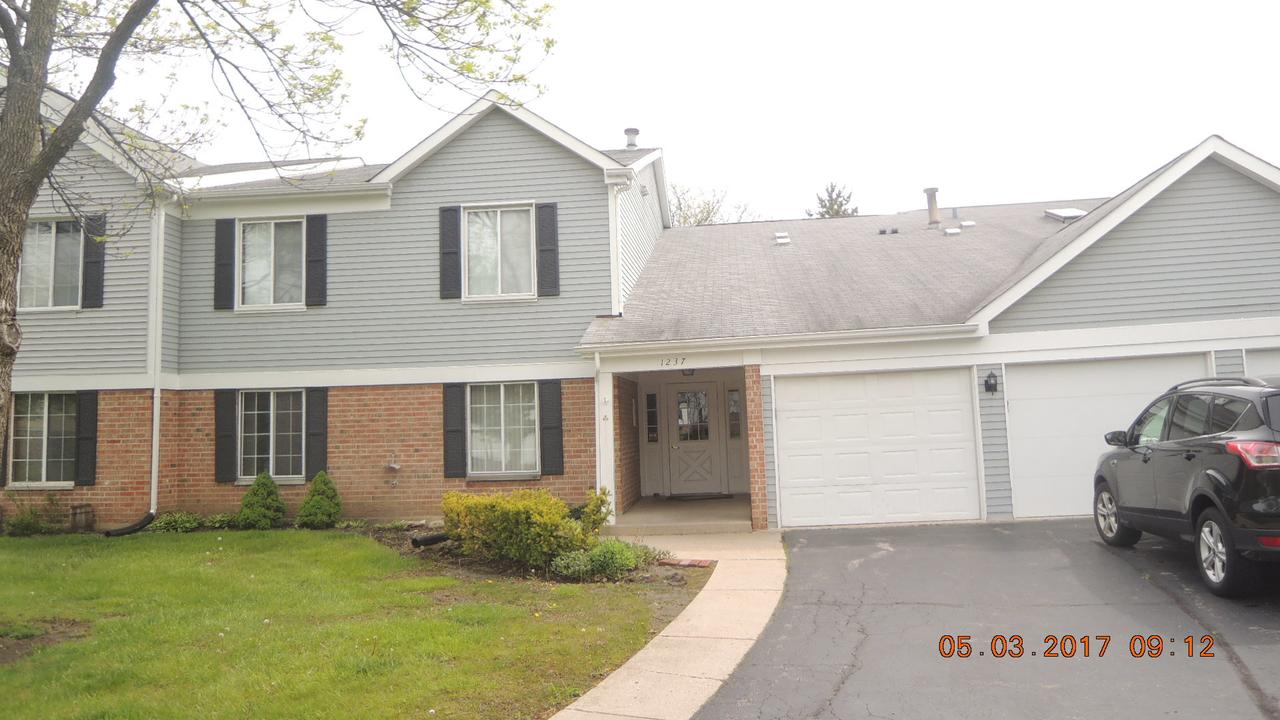 1237 Williamsport Dr. #26-1, Westmont, IL 60559