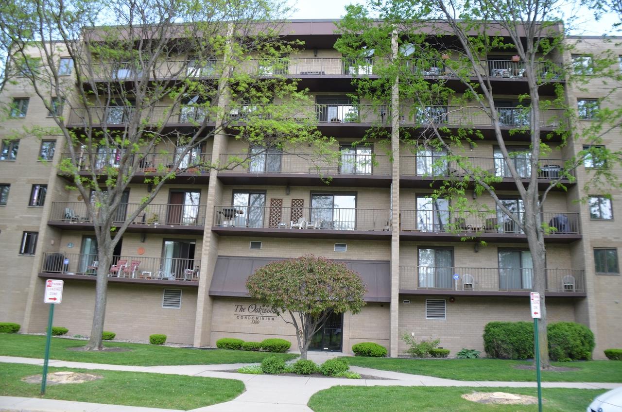 1380 Oakwood Ave. #605, Des Plaines, IL 60016