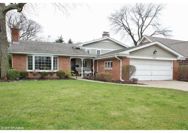 818 S Aldine Ave., Park Ridge, IL 60068