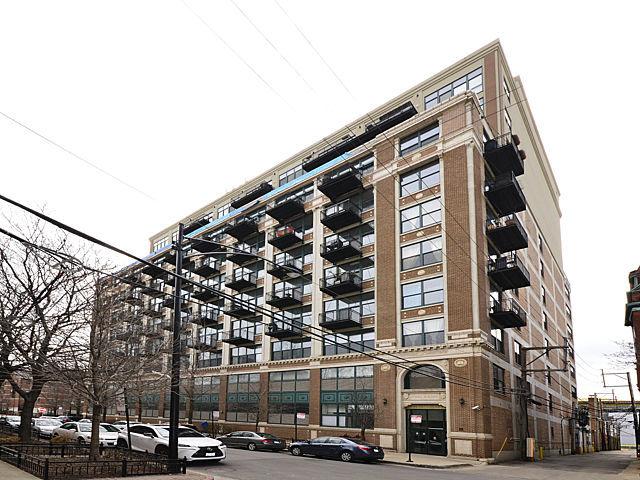 221 E Cullerton St. #704, Chicago, IL 60616