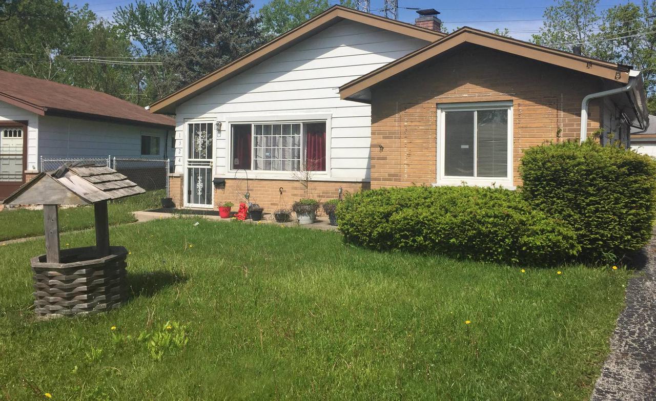 1324 Balmoral Ave., Calumet City, IL 60409