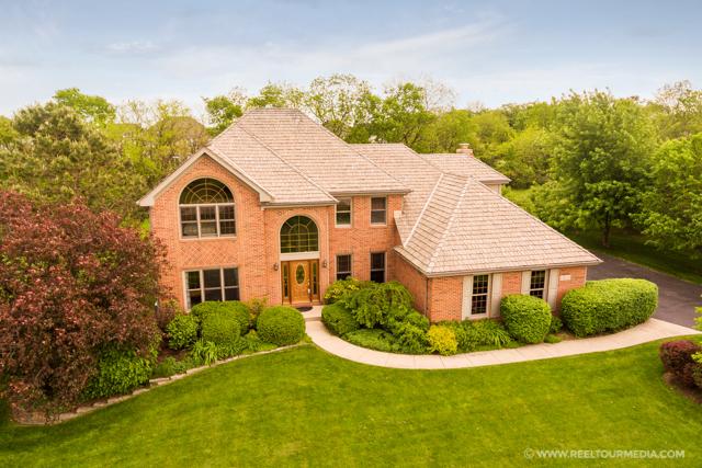 6N125 E Ridgewood Dr., St. Charles, IL 60175