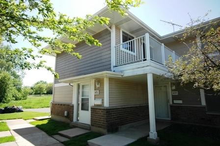 1431 Fremont Dr. #7-4, Hanover Park, IL 60133