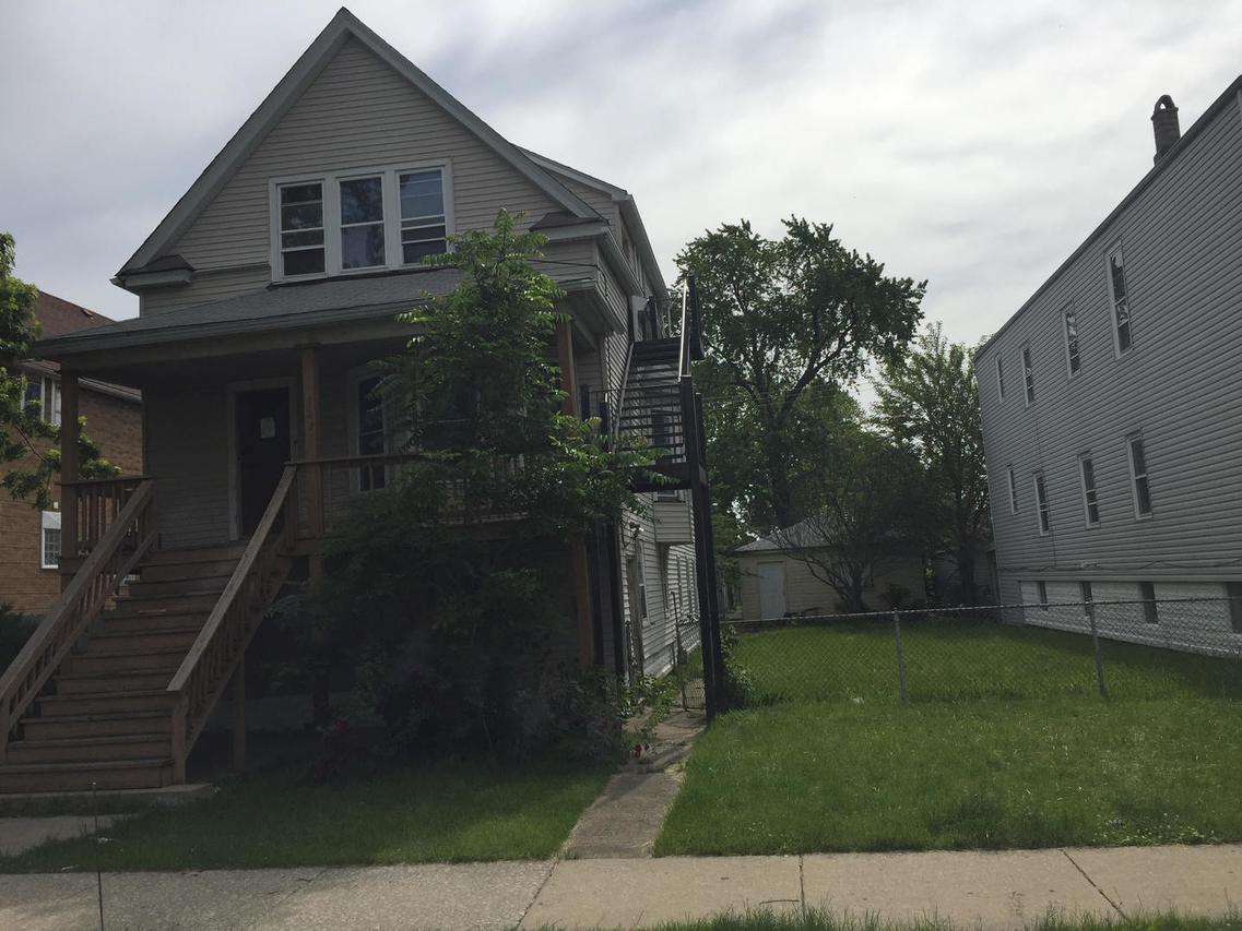 1217 S 57th Ave., Cicero, IL 60804