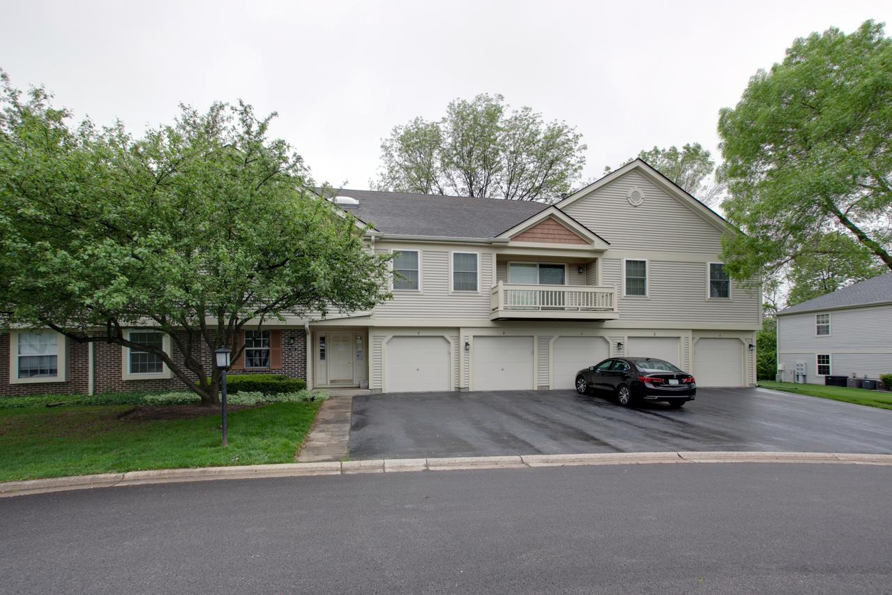1226 Ballantrae Pl. #C, Mundelein, IL 60060