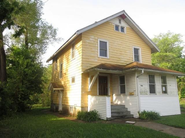 2010 School St., Rockford, IL 61101