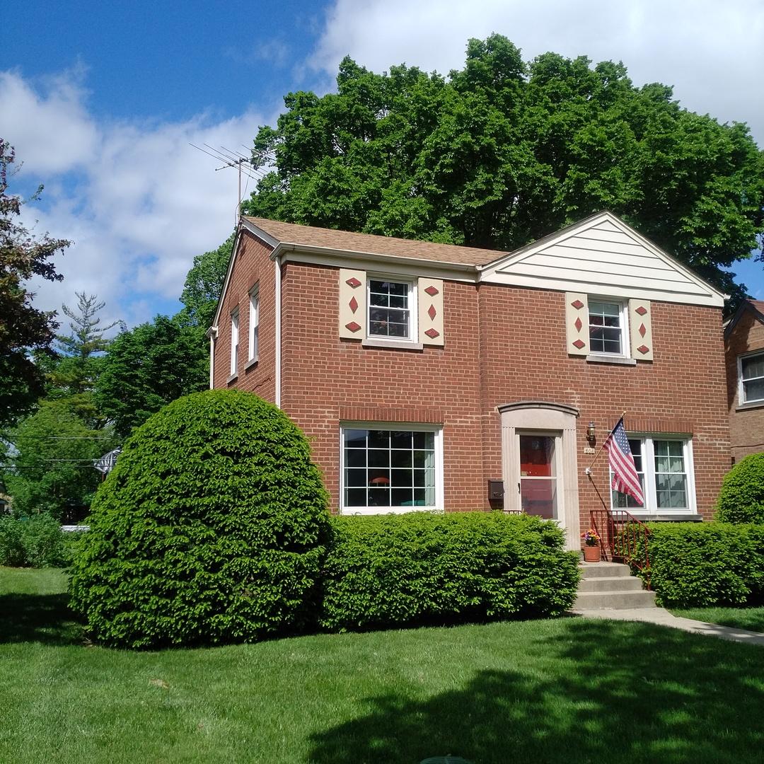 506 S 10th Ave., La Grange, IL 60525