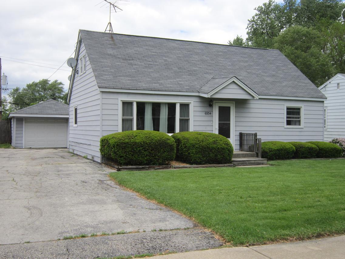 6934 W 96th Pl., Oak Lawn, IL 60453
