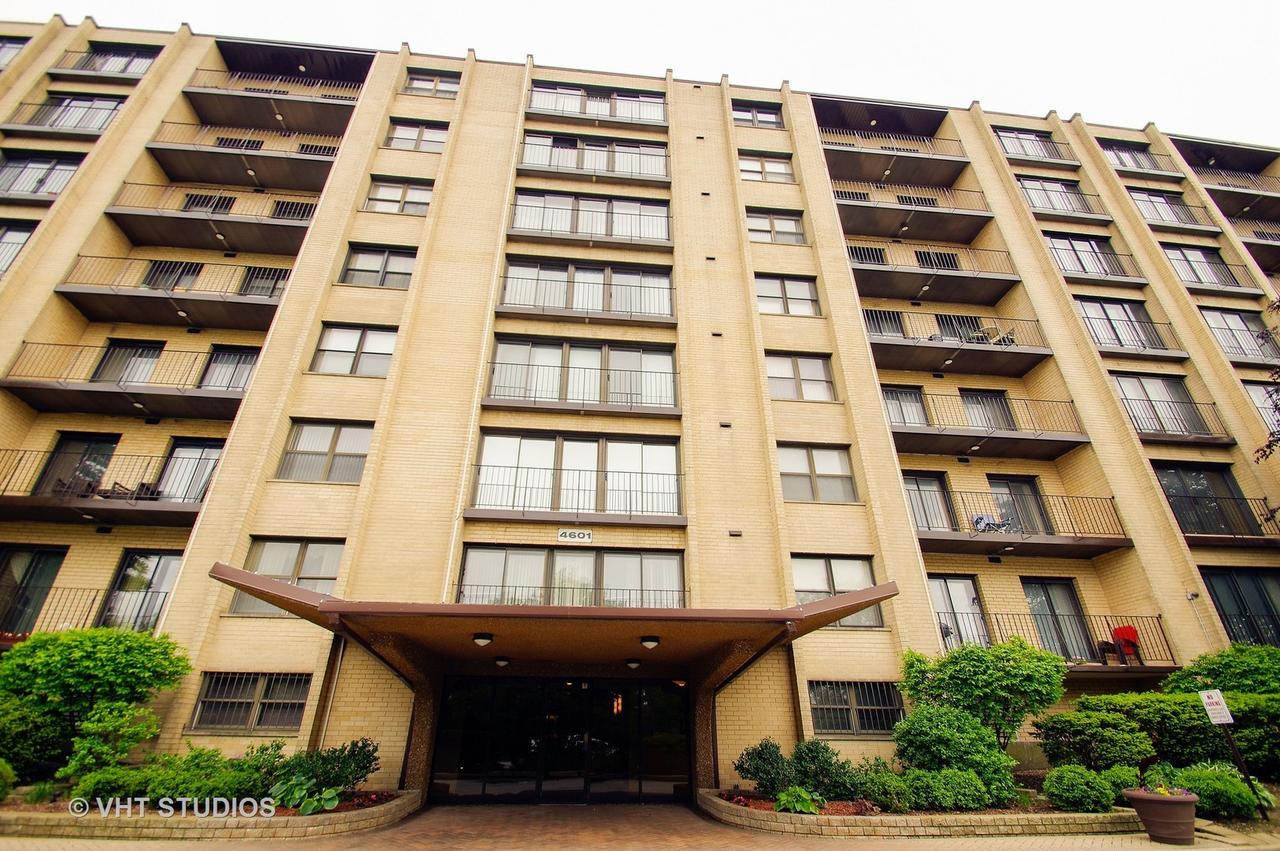 4601 W Touhy Ave. #405, Lincolnwood, IL 60712