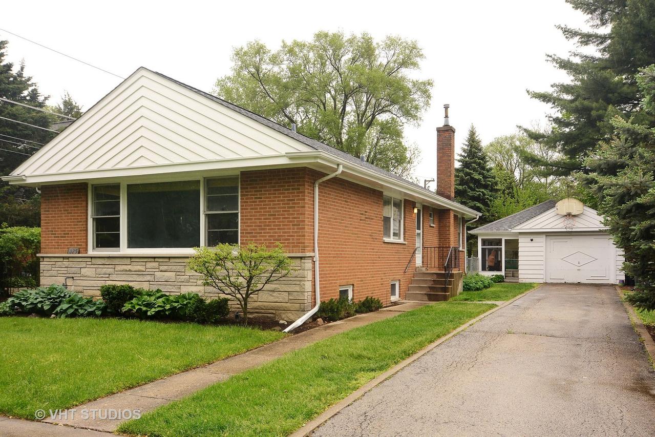 1025 Oakwood Ave., Des Plaines, IL 60016