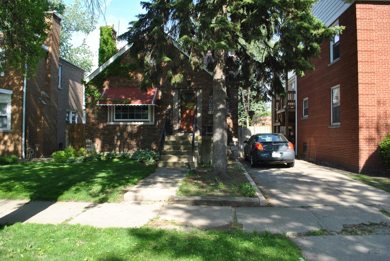 11019 S Artesian Ave., Chicago, IL 60655