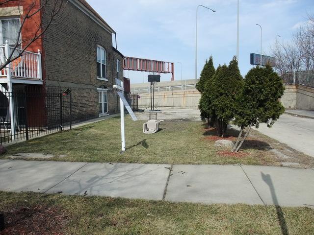 2340 W Altgeld St., Chicago, IL 60647