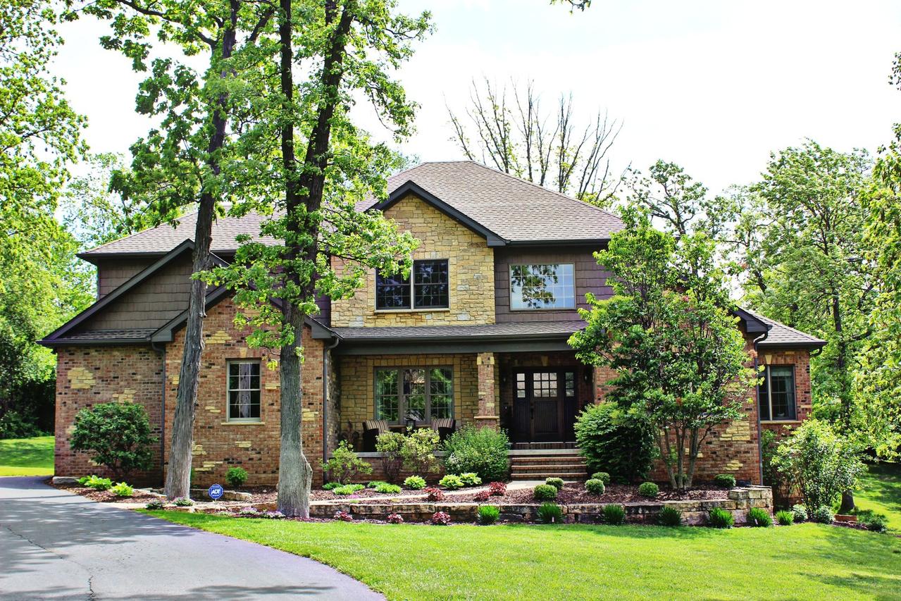 13129 Promontory Tr., Roscoe, IL 61073