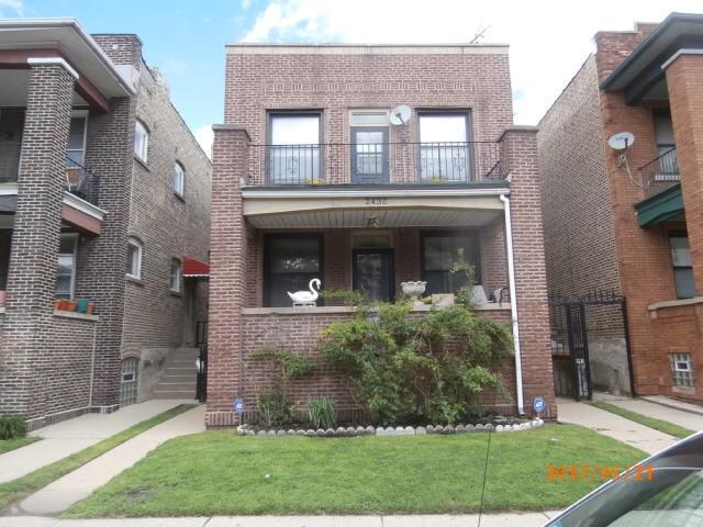 2432 W Foster Ave., Chicago, IL 60625