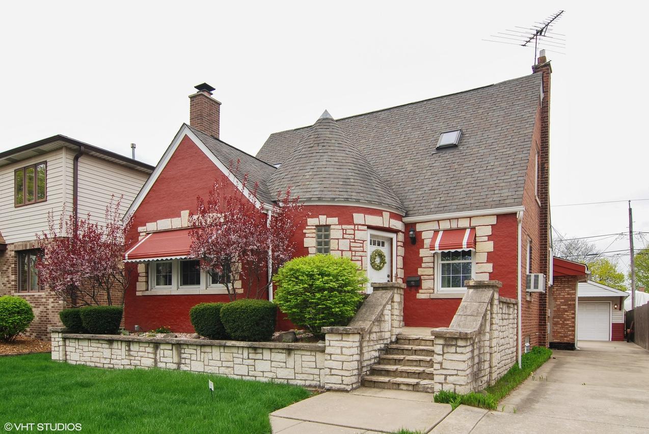 5640 S Natoma Ave., Chicago, IL 60638