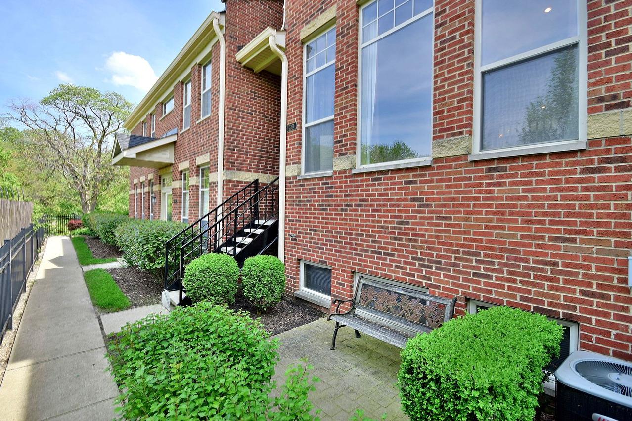3267 N Washtenaw Ave. #A, Chicago, IL 60618