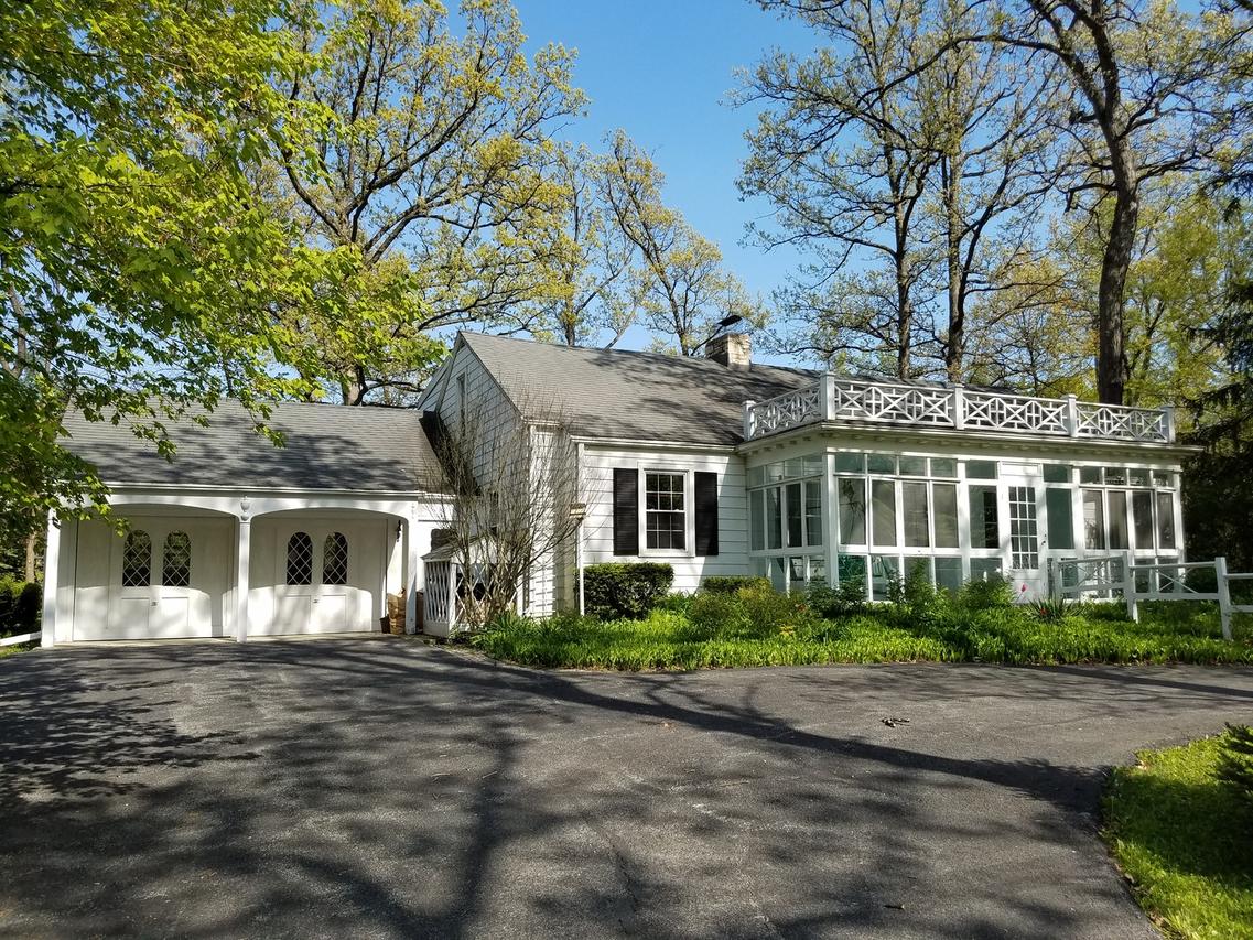 3N735 Wood Dale Rd., Addison, IL 60101