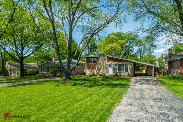 17 Norton Ave., Lemont, IL 60439