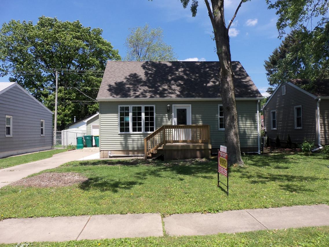 1215 Roosevelt Ave., Joliet, IL 60435