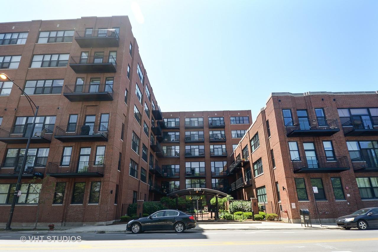 2323 W Pershing Rd. #606, Chicago, IL 60609