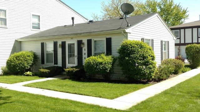 306 Meadow Ct., Vernon Hills, IL 60061