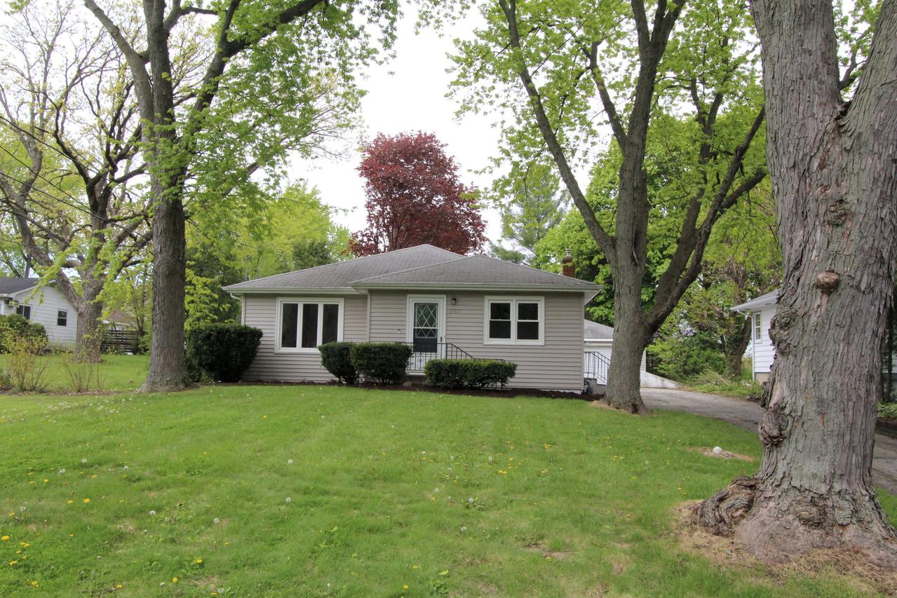 601 N Green St., Mchenry, IL 60050