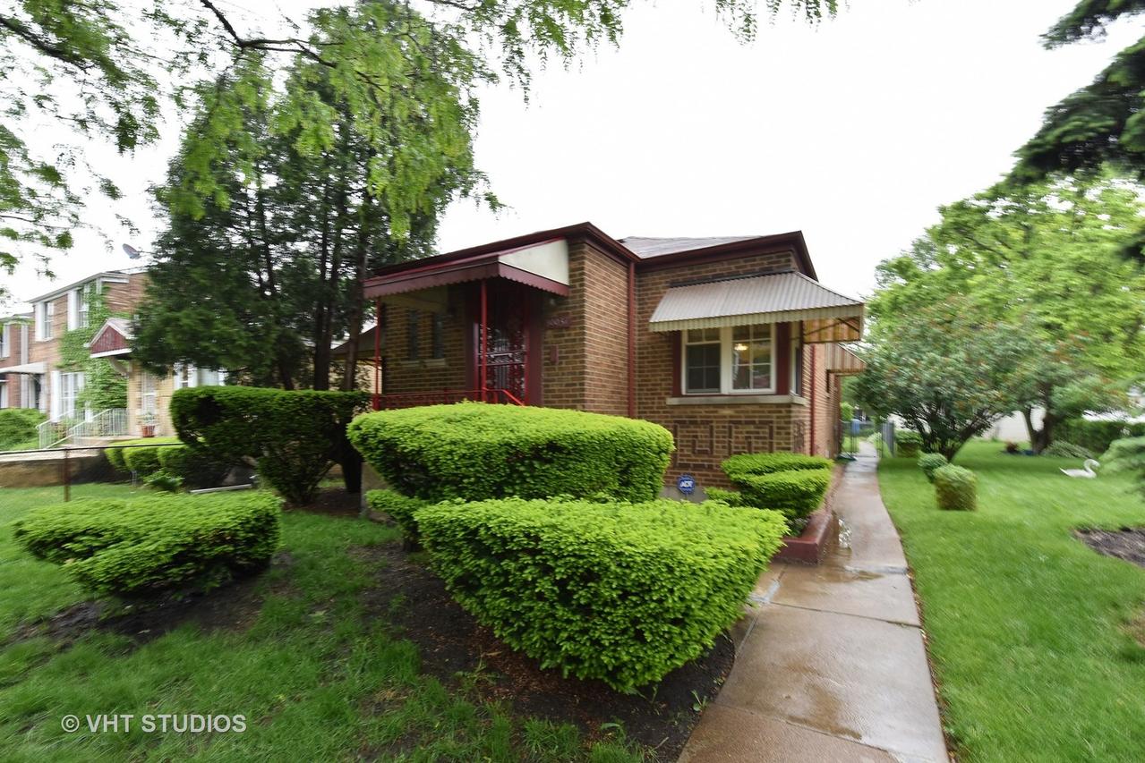 10037 S Vernon Ave., Chicago, IL 60628