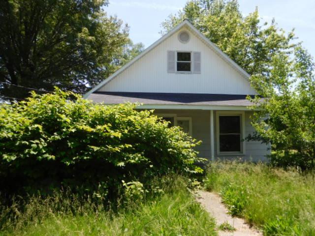 114 W 4th St., Tilton, IL 61833