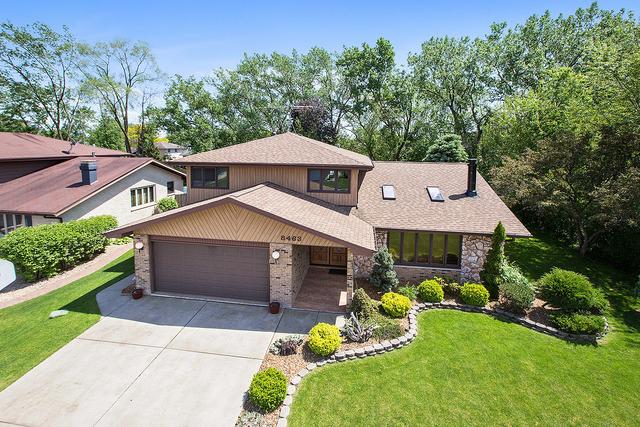 8463 W Sun Valley Dr., Palos Hills, IL 60465