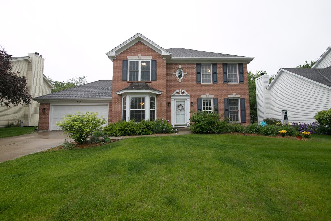 1005 Berkshire Ct., Sycamore, IL 60178