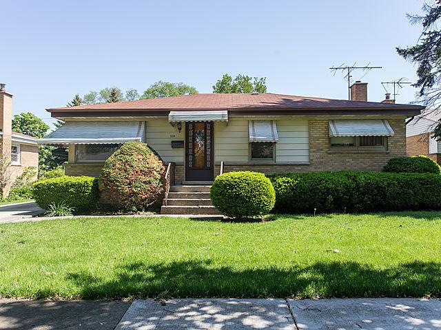 330 Wisconsin Dr., Des Plaines, IL 60016