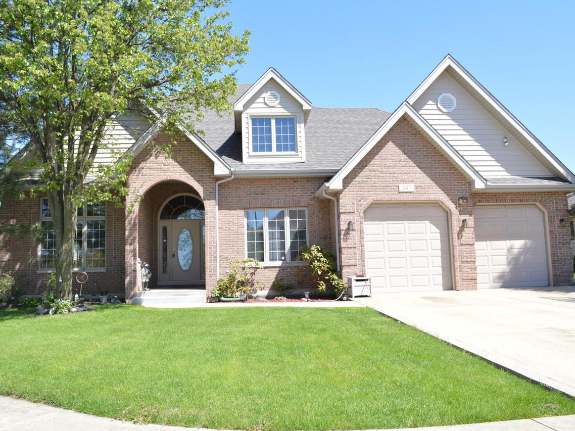 347 Carey Ct., Bloomingdale, IL 60108