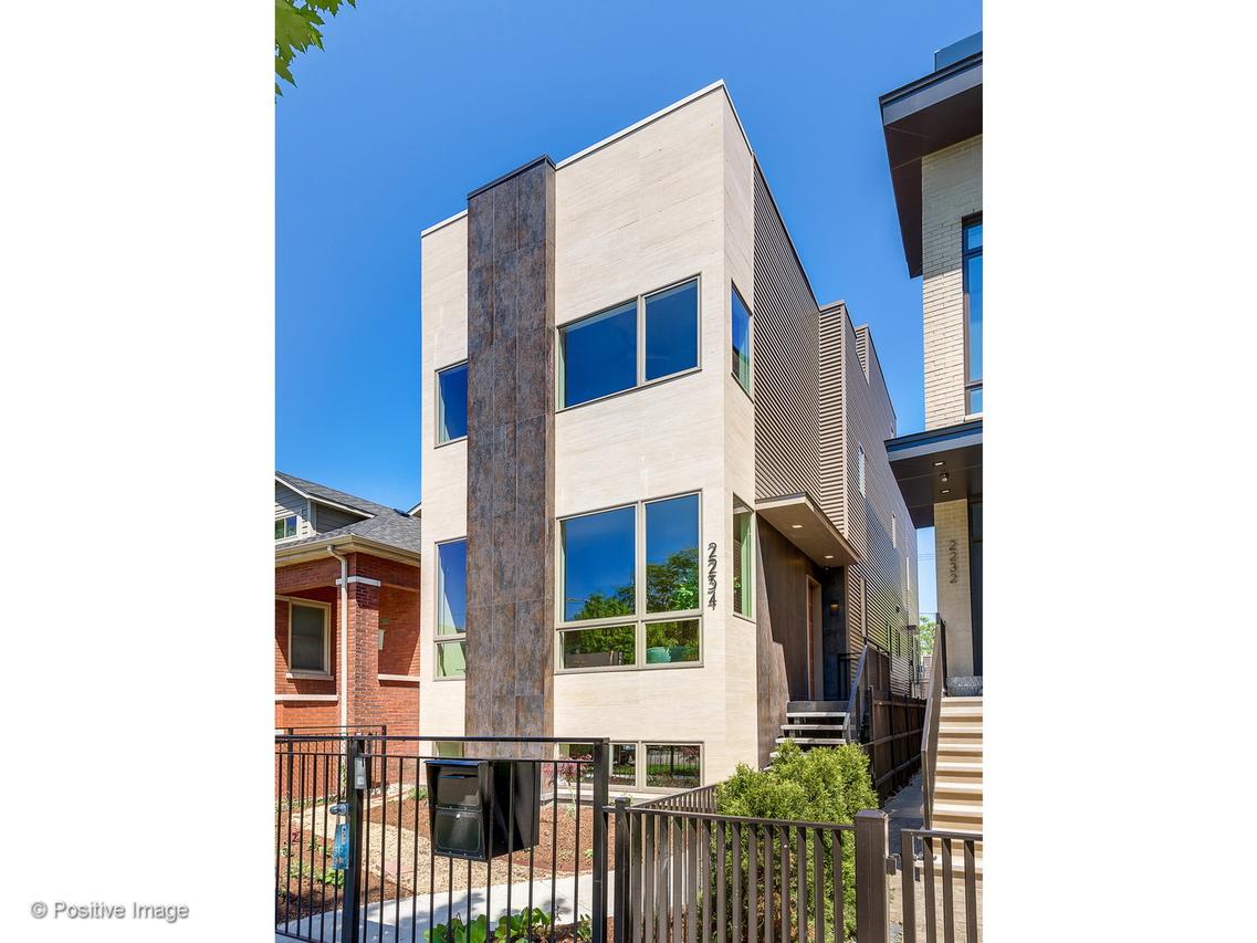 2234 W Huron St., Chicago, IL 60612