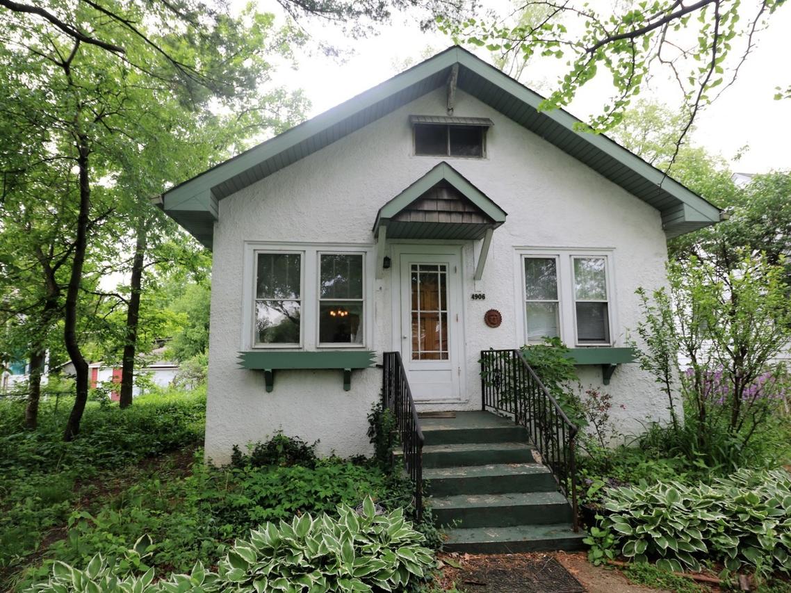 4906 Edward Ave., Downers Grove, IL 60515