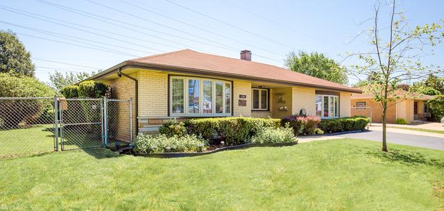 11201 S Westwood Dr., Palos Hills, IL 60465