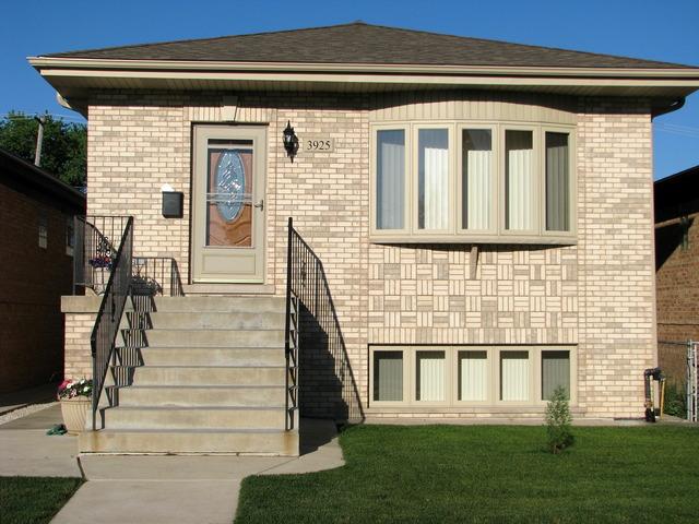 3925 N Octavia Ave., Chicago, IL 60634