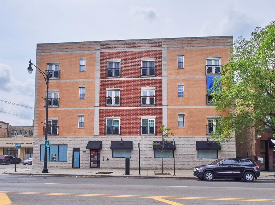3225 W Fullerton Ave. #2SW, Chicago, IL 60647