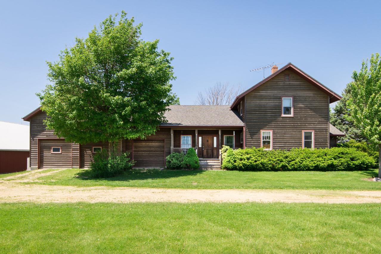 6190 Twombly Rd., Dekalb, IL 60115