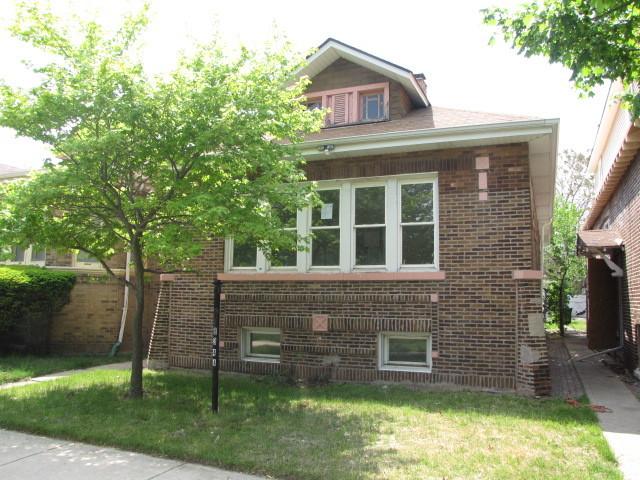 8344 S Paxton Ave., Chicago, IL 60617