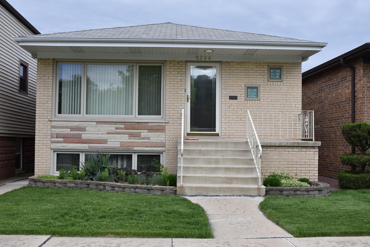 [Address Hidden by Seller], Chicago, IL 60630