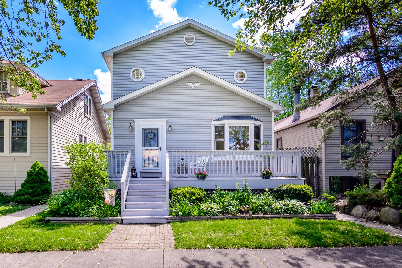 5651 N Merrimac Ave., Chicago, IL 60646